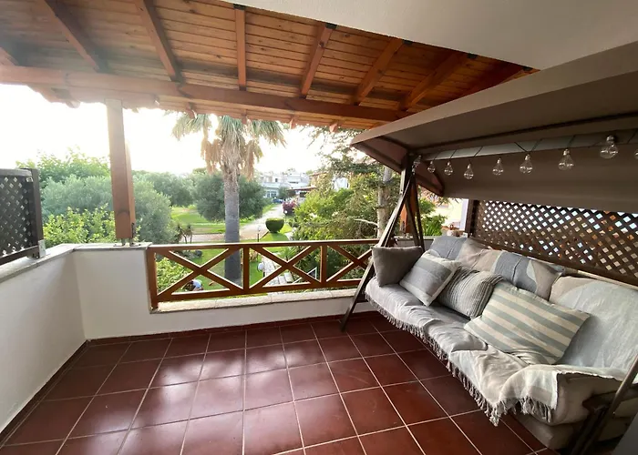 Elifourka - Seaside Luxury - 170m To The - Power Onsite For Electric Vehicle *