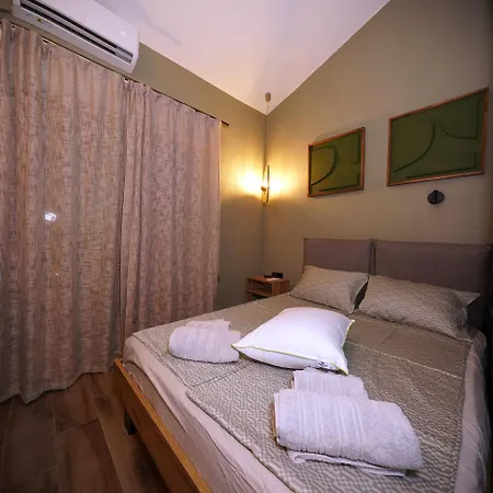 Elifourka - Seaside Luxury - 170m To The - Power Onsite For Electric Vehicle *