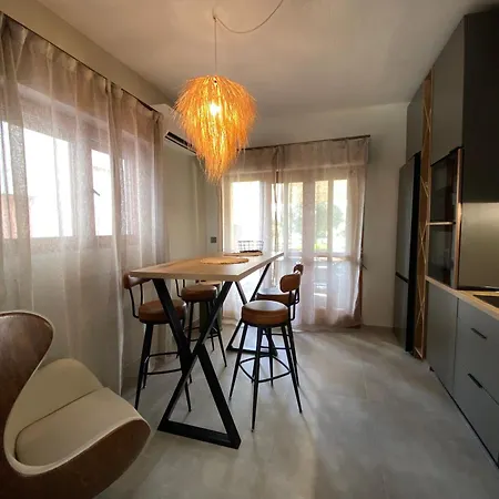 Tatil Evi Elifourka - Seaside Luxury - 170m To The - Power Onsite For Electric Vehicle
